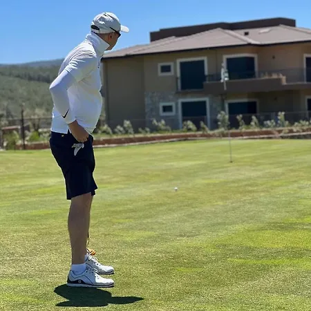 شقة Golf Aparts